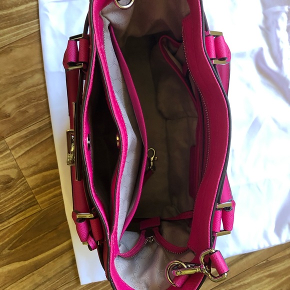 Michael Kors Satchel - Picture 4 of 13